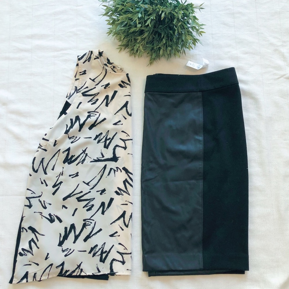 Zig zag writing sleeveless blouse